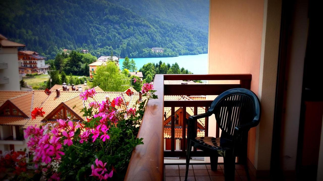 Apartamento Casa Dorigoni A Molveno Exterior foto